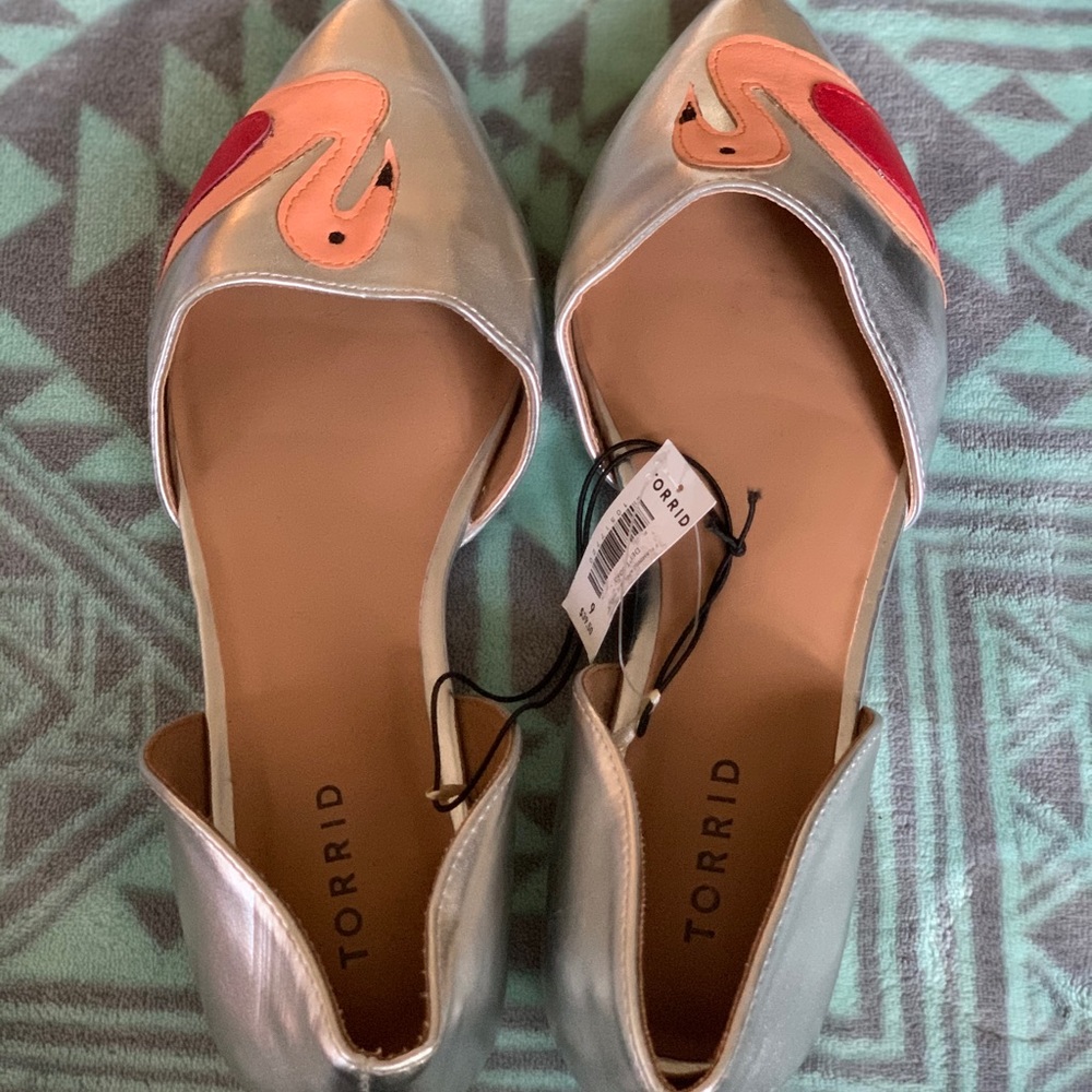 Silver Flamingo Flats